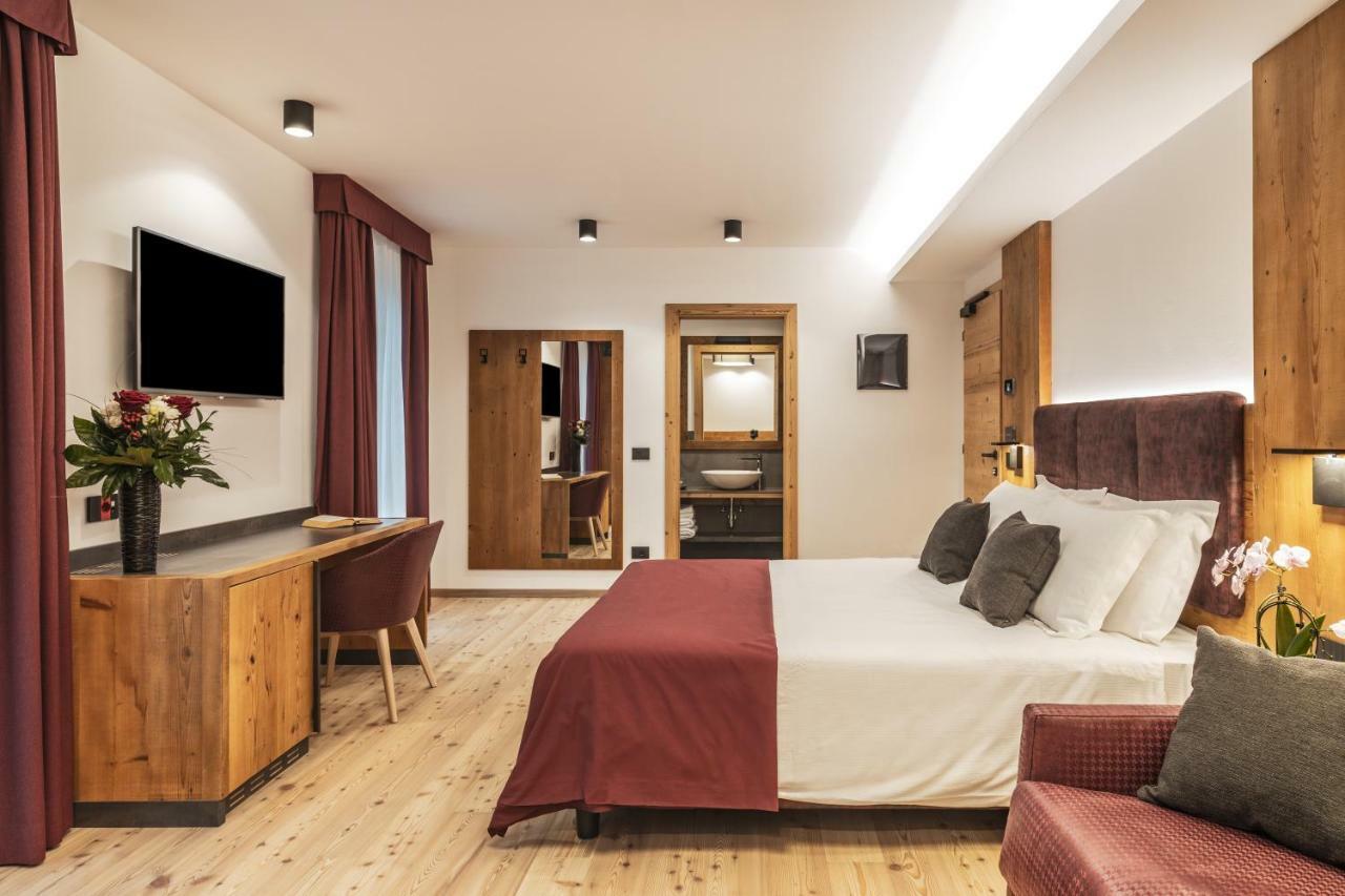 Ai Spiazzi Hotel Mezzocorona Exterior photo